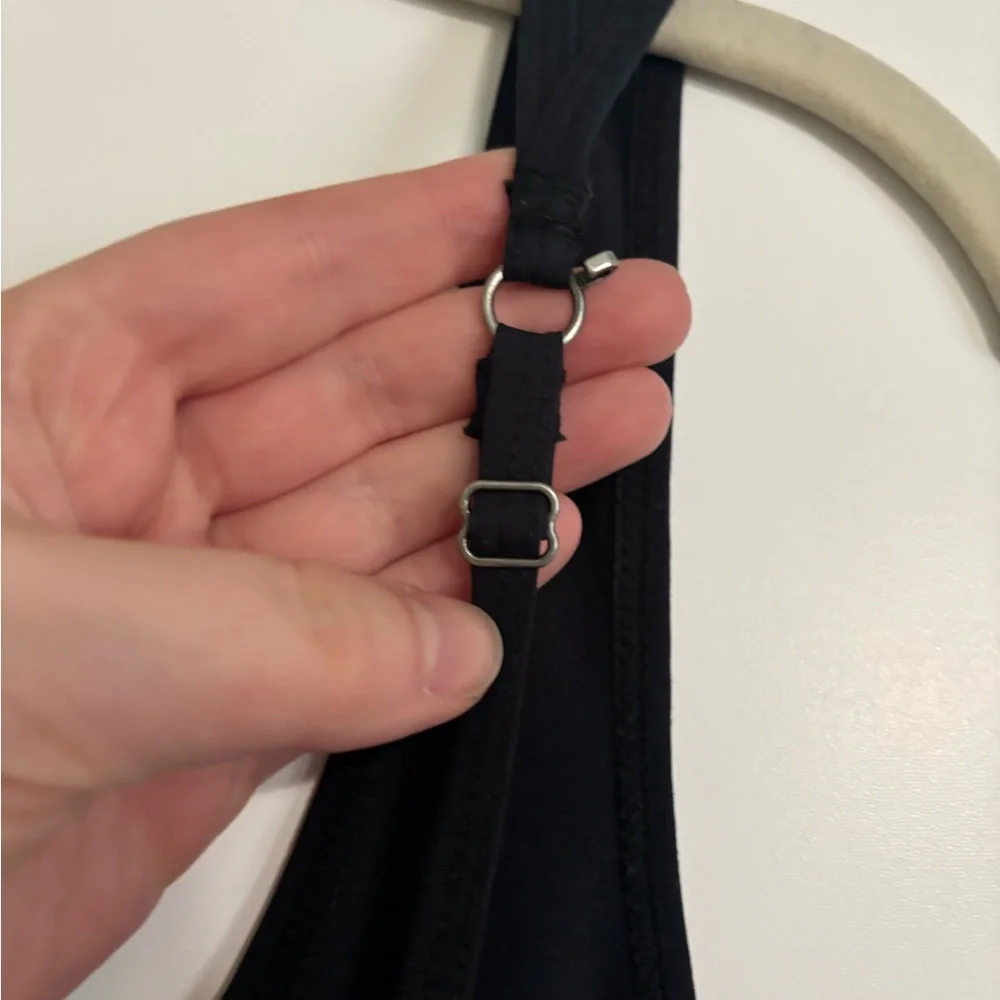 Abercrombie & Fitch Solid Black Traveler Romper Sz ST - Picture 8 of 9